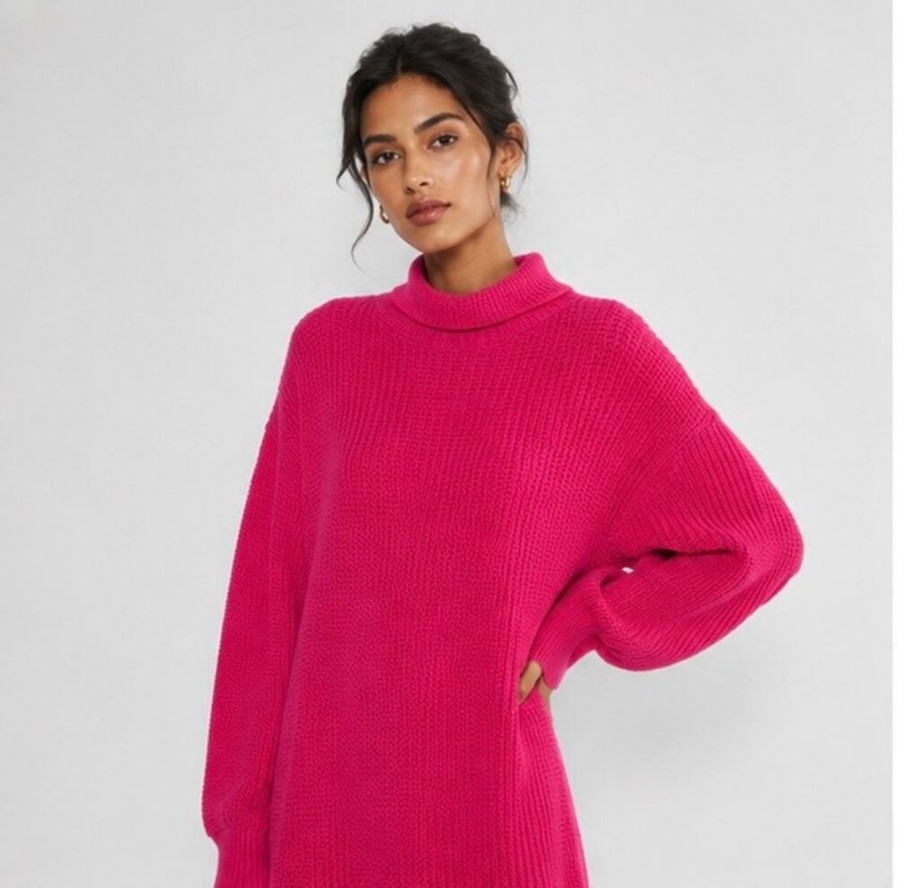 Aritzia Wilfred Montpellier Hot Pink Merino Wool Oversized Sweater Dress Small